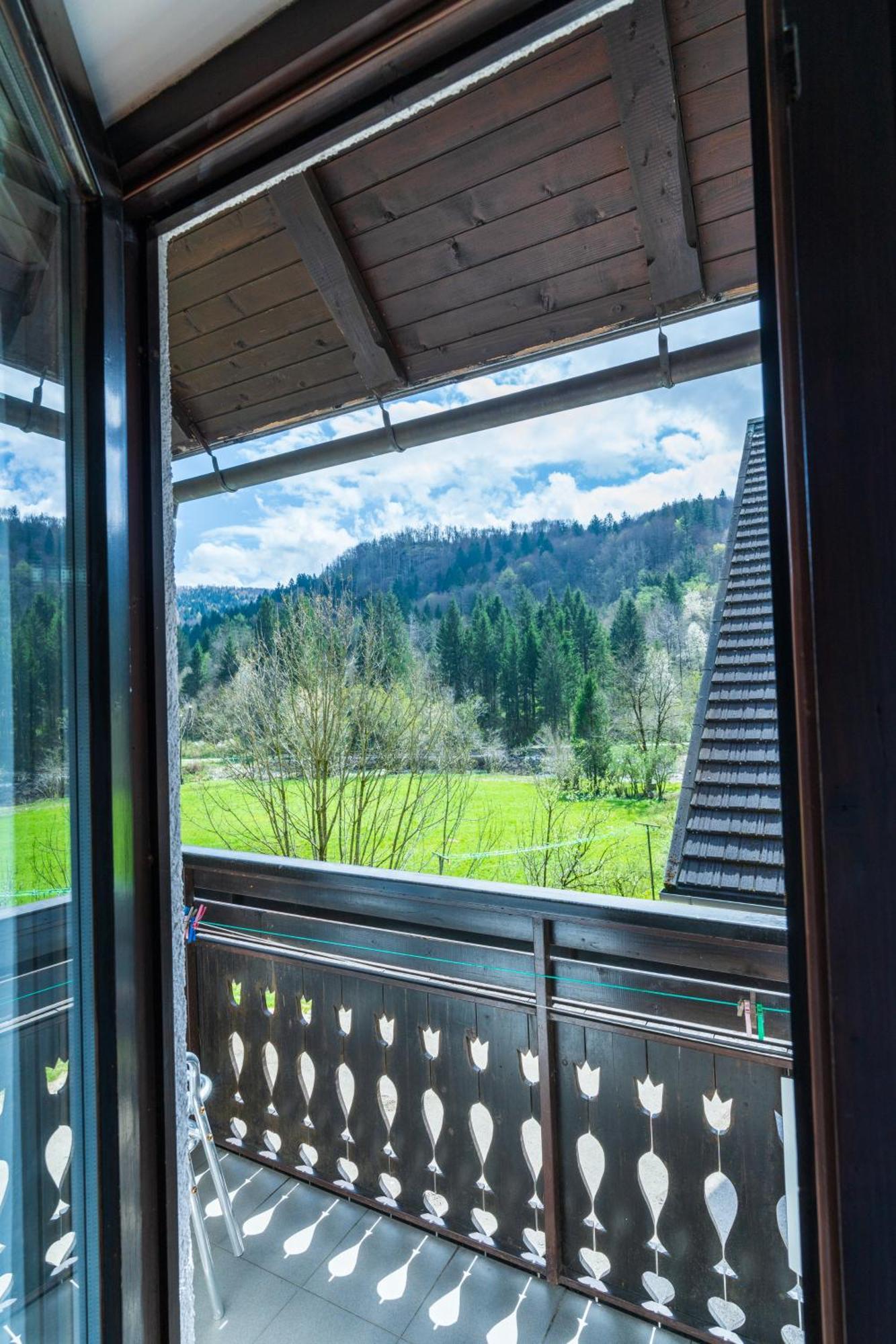 Holiday Home Pri Srni Bohinj Exteriör bild
